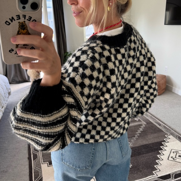 Blu Pepper Checker Sweater - Picture 1 of 5
